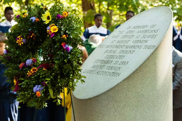 Slave
Memorial Commemoration